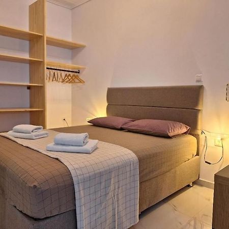 אתונה Carlito'S Apartment 2 Next To Metro Station מראה חיצוני תמונה