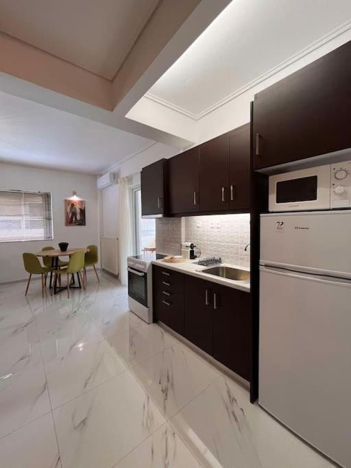 אתונה Carlito'S Apartment 2 Next To Metro Station מראה חיצוני תמונה